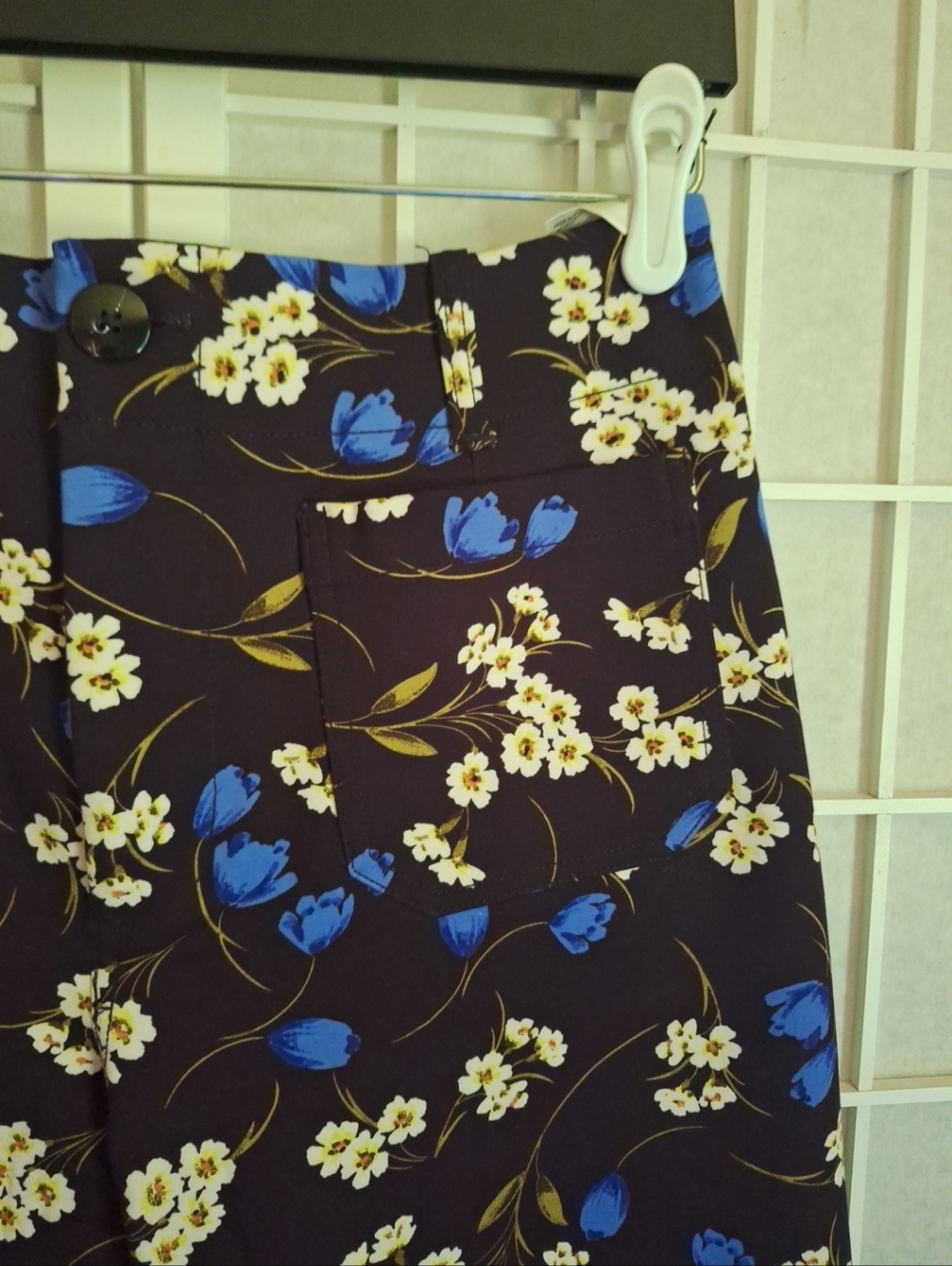 Maeve By Anthropologie The Collette Wide Leg Floral Pants Size 29 Petite - Picture 16 of 16